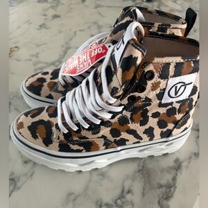 Vans sentry women’s 6 man 4.5 new